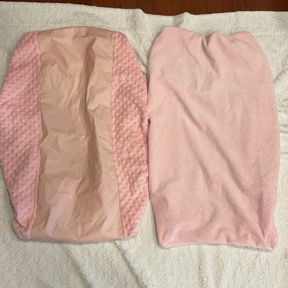 Bundle of 2 changing pad covers